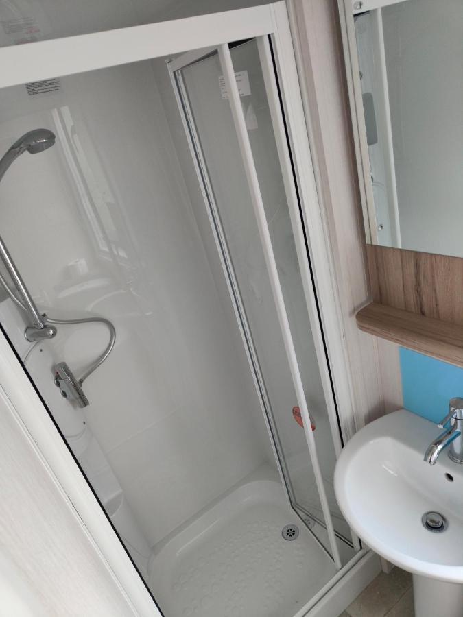 J6 Static Caravan, Fairway Holiday Park Sandown Exterior foto